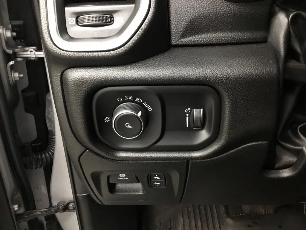 2023 RAM Ram 1500 Pickup Laramie - Photo 12