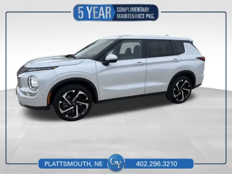 Silver 2024 Mitsubishi Outlander for sale in Plattsmouth, NE