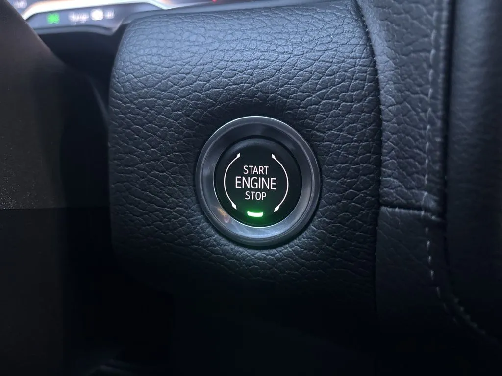 2024 GMC Yukon Denali - Photo 25