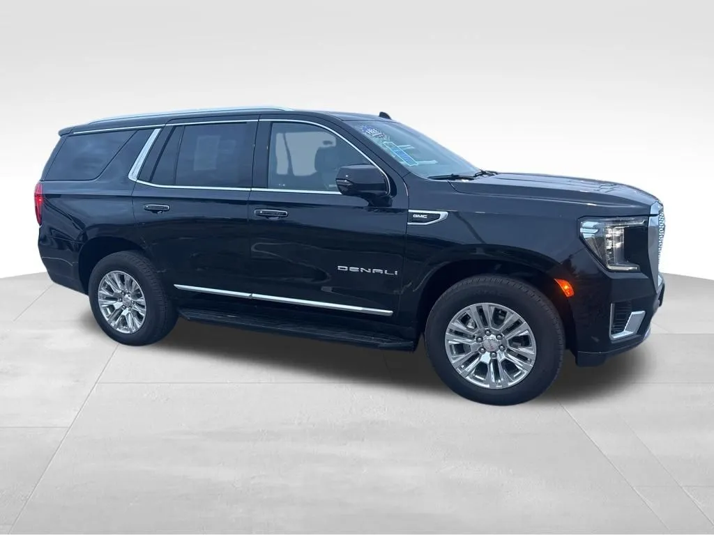 2024 GMC Yukon Denali - Photo 9