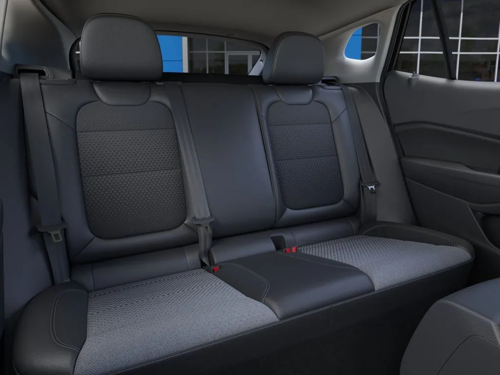 2026 Chevrolet Trax LT - Photo 17