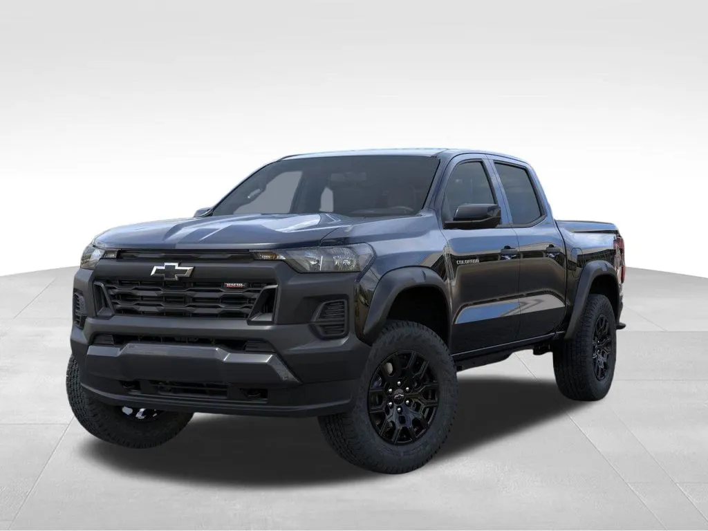2026 Chevrolet Colorado Trail Boss photo 3