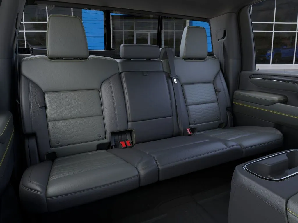 2026 Chevrolet Silverado 2500HD ZR2 photo 4