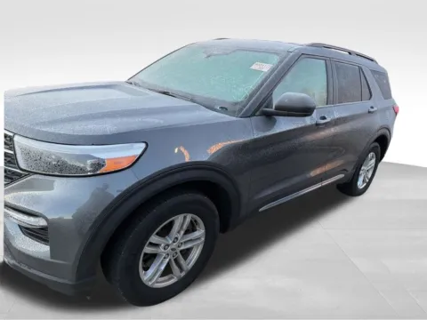 More photos of 2022 Ford Explorer XLT at Gregg Young of Newton, IA