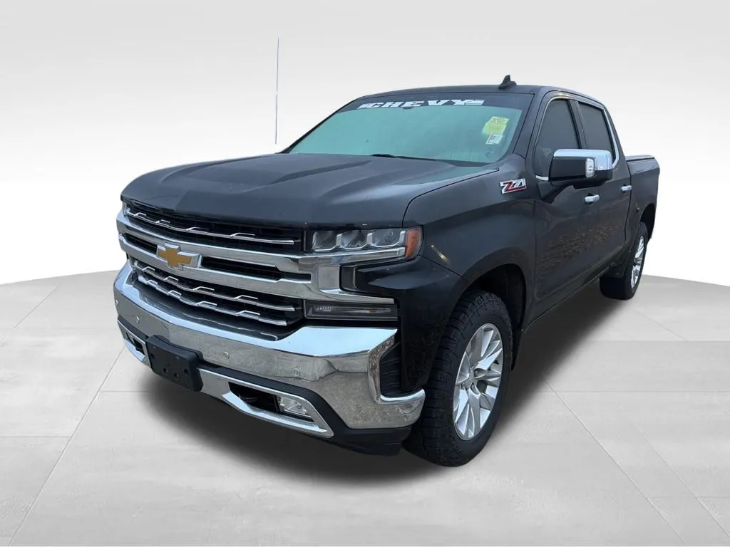 2022 Chevrolet Silverado 1500 LTZ photo 2
