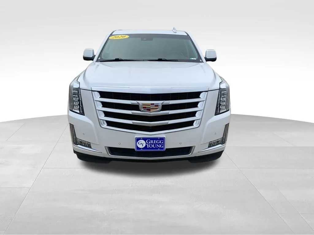 2020 Cadillac Escalade Luxury photo 4