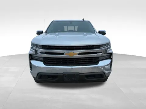 Another view of 2019 Chevrolet Silverado 1500 LT for sale in Newton, IA at Gregg Young of Newton