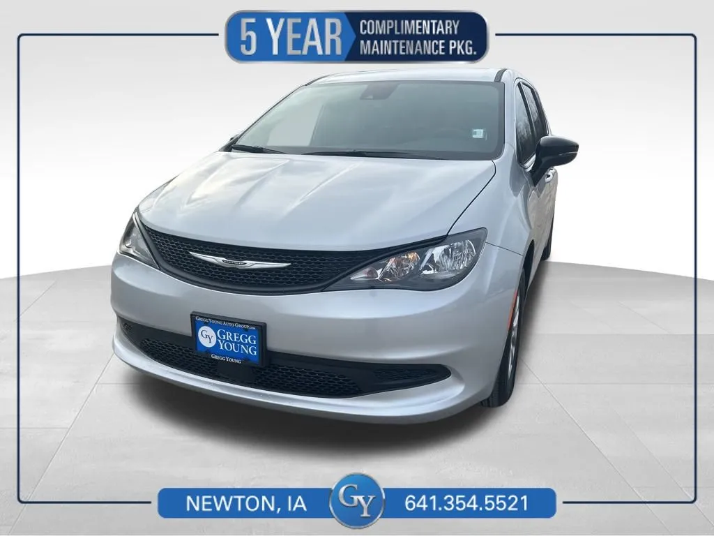 2026 Chrysler Voyager LX's photo