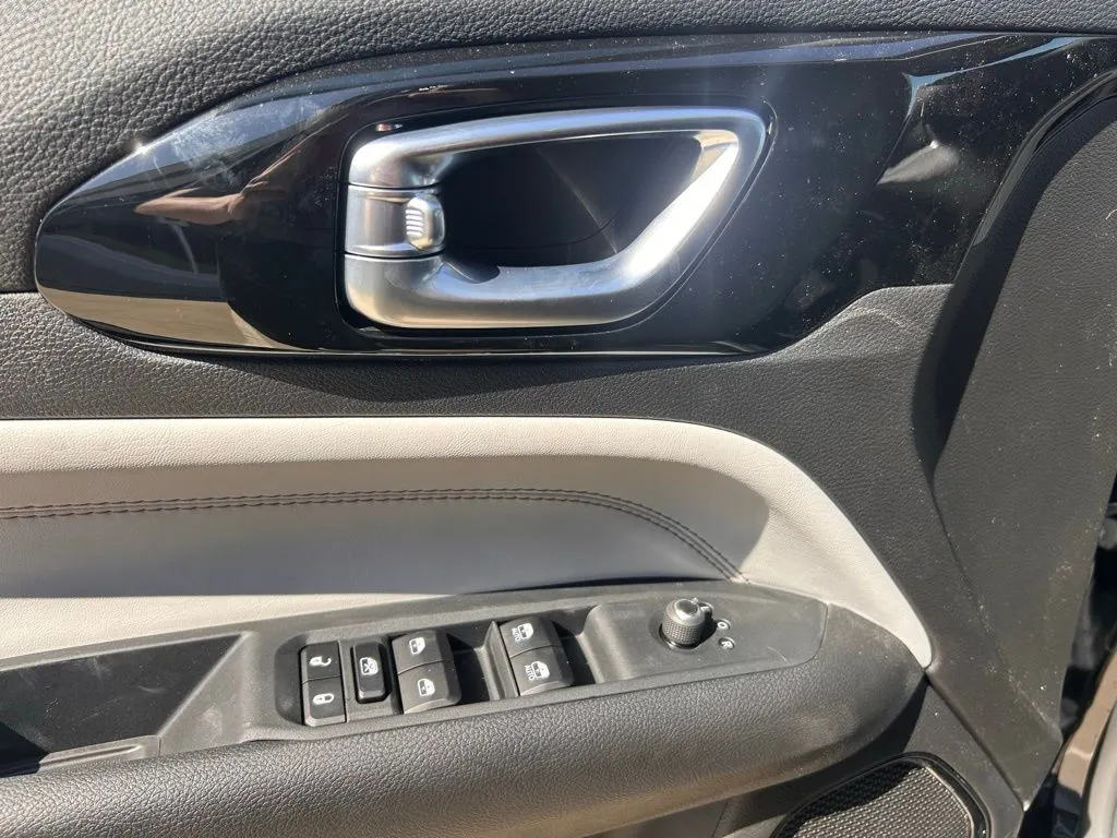 2026 Jeep Compass Limited - Photo 14