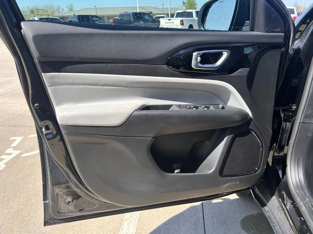 2026 Jeep Compass Limited - Photo 13
