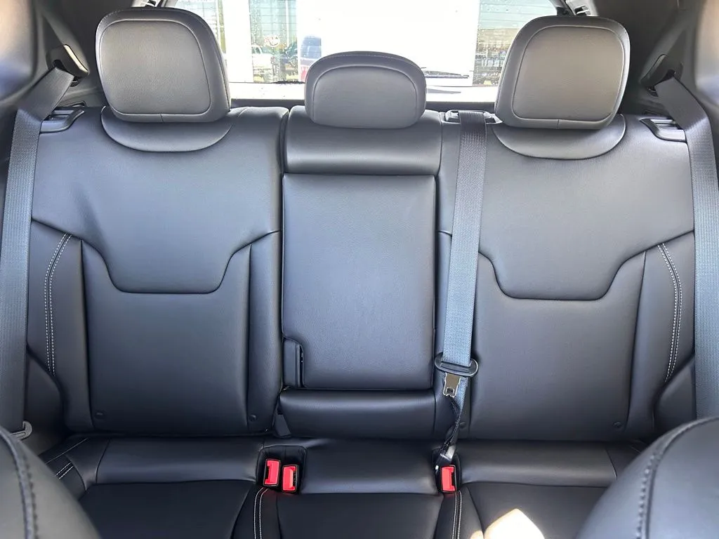 2026 Jeep Compass Limited - Photo 27
