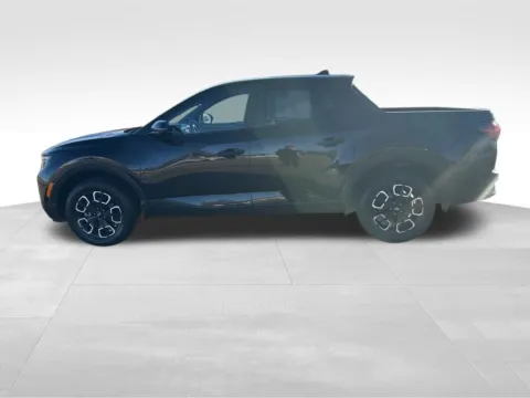 Another view of 2022 Hyundai Santa Cruz SEL for sale in Newton, IA at Gregg Young of Newton