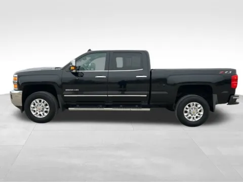 Another view of 2019 Chevrolet Silverado 2500HD LTZ for sale in Newton, IA at Gregg Young of Newton