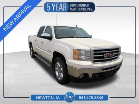 White 2013 GMC Sierra 1500 SLT for sale in Newton, IA