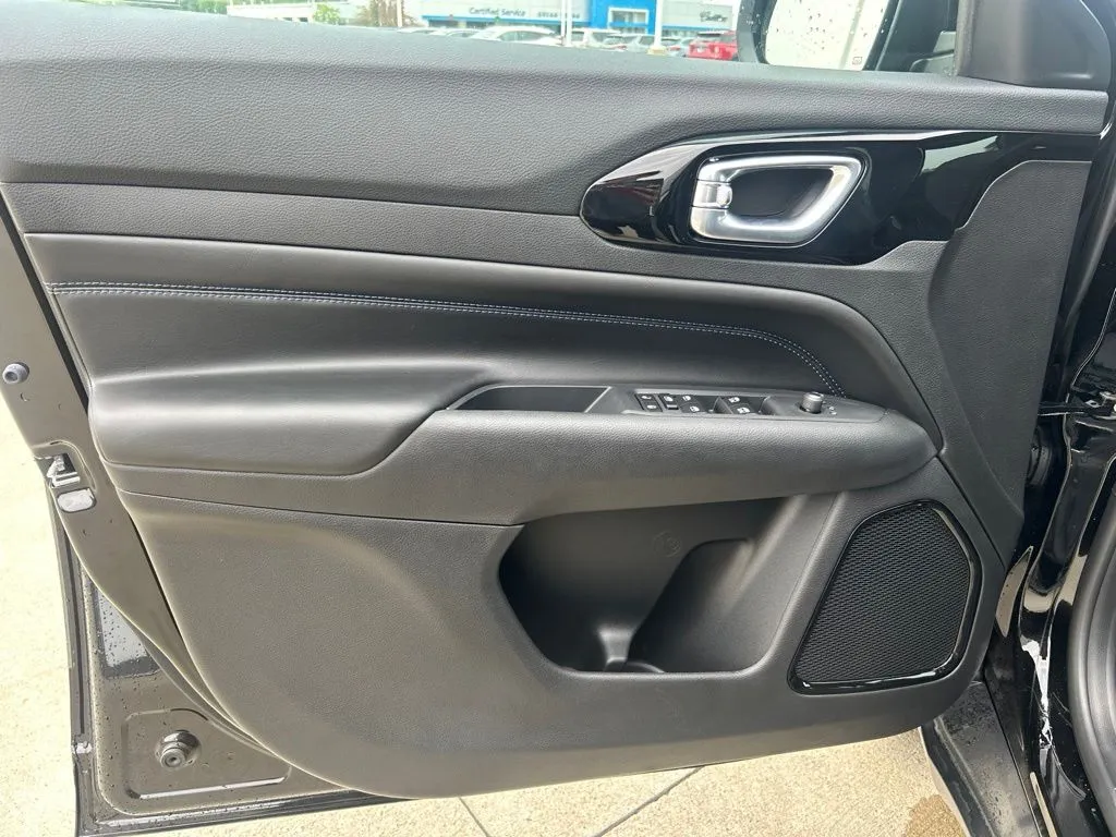 2026 Jeep Compass Altitude - Photo 13