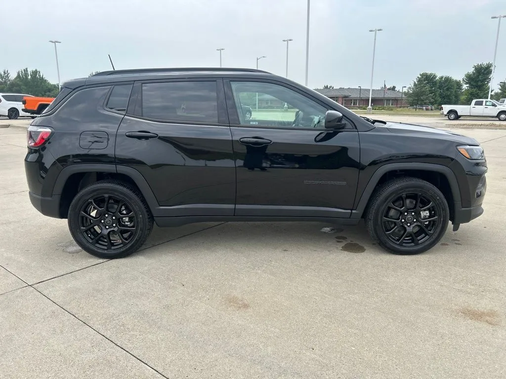 2026 Jeep Compass Altitude - Photo 7