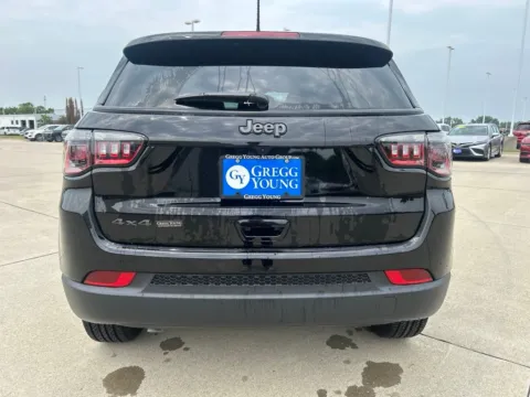 More photos of 2026 Jeep Compass Latitude at Gregg Young of Newton, IA