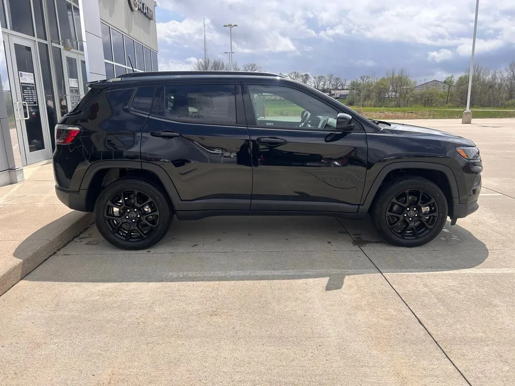 2026 Jeep Compass Altitude - Photo 7