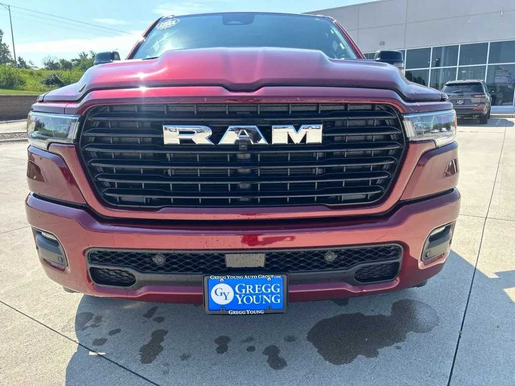 2026 RAM 1500 Laramie - Photo 10
