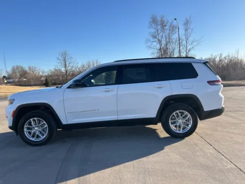 Photos of 2026 Jeep Grand Cherokee L Laredo for sale in Newton, IA at Gregg Young of Newton