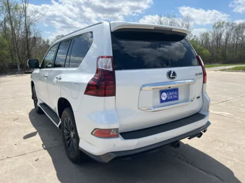 More photos of 2020 Lexus GX 460 at Gregg Young of Newton, IA