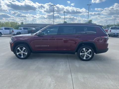Photos of 2026 Jeep Grand Cherokee L Limited for sale in Newton, IA at Gregg Young of Newton
