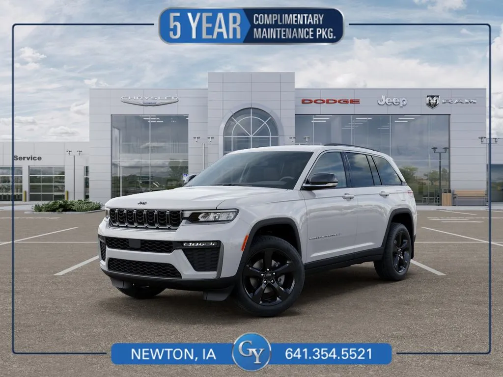 White 2026 Jeep Grand Cherokee Limited for sale in Newton, IA