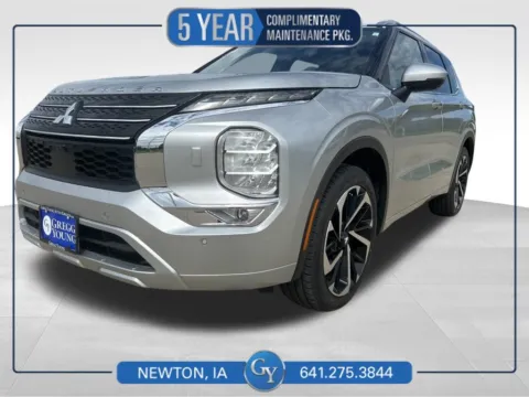 Silver 2022 Mitsubishi Outlander SEL for sale in Newton, IA