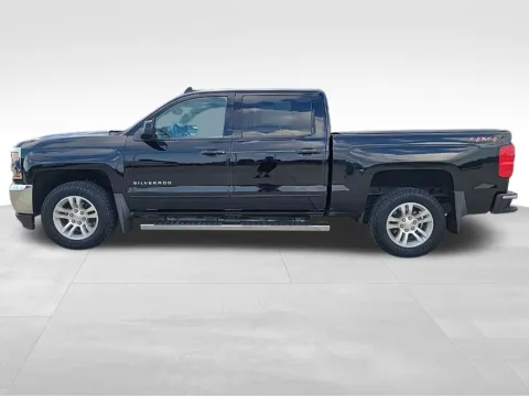 Another view of 2018 Chevrolet Silverado 1500 LT for sale in Newton, IA at Gregg Young of Newton