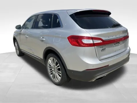 More photos of 2018 Lincoln MKX Reserve at Gregg Young of Newton, IA