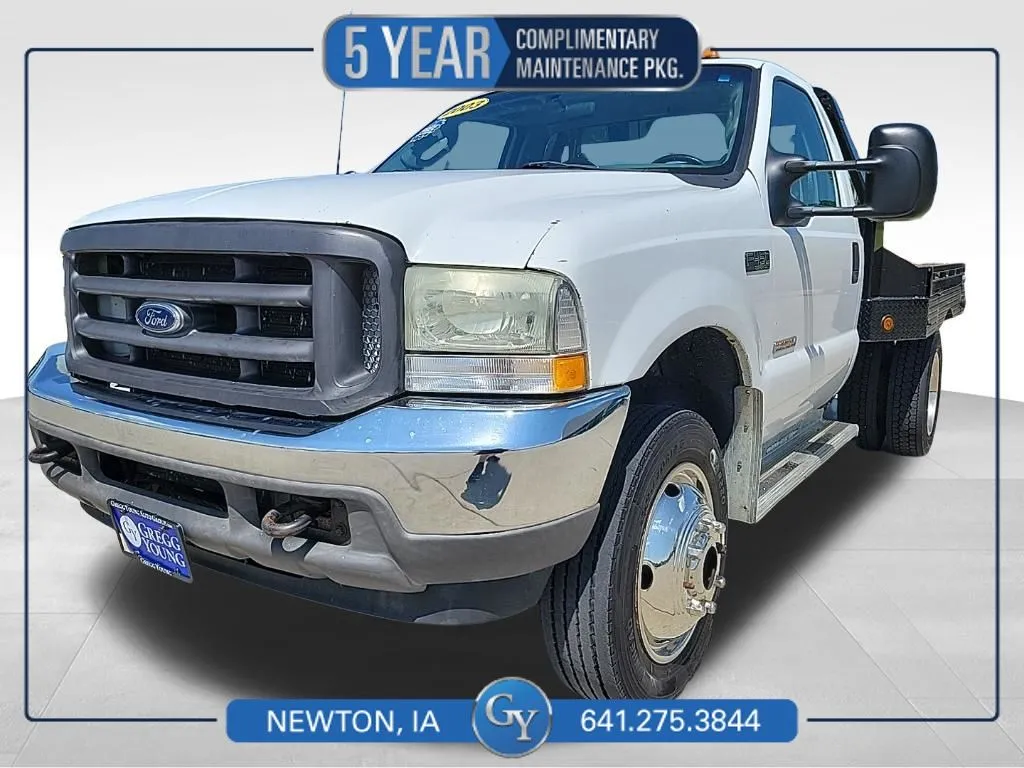 White 2003 Ford F-450SD XL for sale in Newton, IA