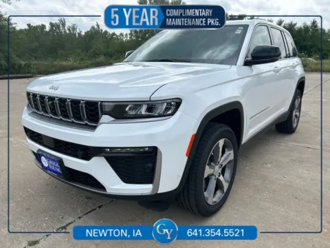 White 2026 Jeep Grand Cherokee Limited for sale in Newton, IA