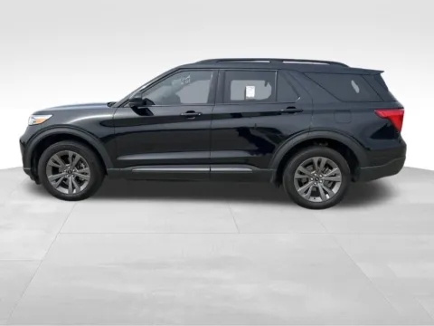 Another view of 2024 Ford Explorer XLT for sale in Newton, IA at Gregg Young of Newton