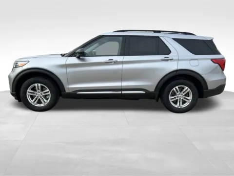 Another view of 2023 Ford Explorer XLT for sale in Newton, IA at Gregg Young of Newton