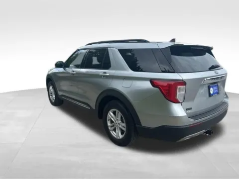 More photos of 2023 Ford Explorer XLT at Gregg Young of Newton, IA