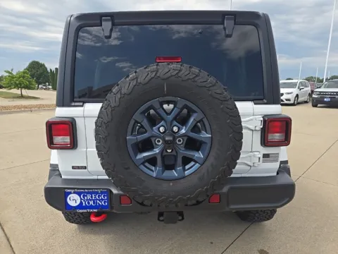 More photos of 2026 Jeep Wrangler Willys at Gregg Young of Newton, IA