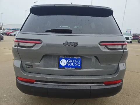 More photos of 2027 Jeep Grand Cherokee L Limited at Gregg Young of Newton, IA