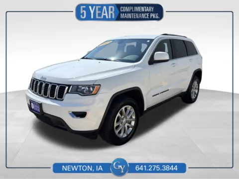 White 2021 Jeep Grand Cherokee Laredo E for sale in Newton, IA
