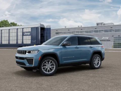 Photos of 2027 Jeep Grand Cherokee Limited for sale in Newton, IA at Gregg Young of Newton