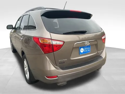 More photos of 2010 Hyundai Veracruz Limited at Gregg Young of Newton, IA