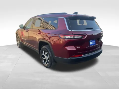 Another view of 2025 Jeep Grand Cherokee L Limited for sale in Newton, IA at Gregg Young of Newton