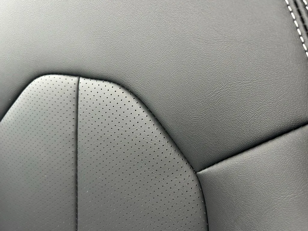 2026 Chrysler Pacifica Select - Photo 24