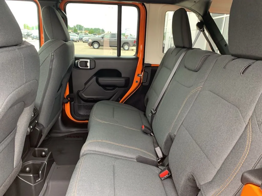 2025 Jeep Wrangler Willys photo 2