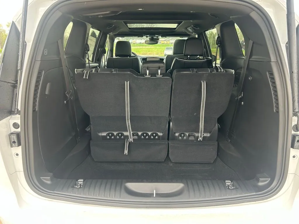 2026 Chrysler Pacifica Limited - Photo 11