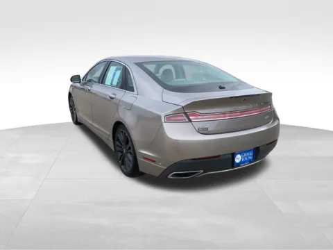More photos of 2020 Lincoln MKZ Reserve at Gregg Young of Newton, IA