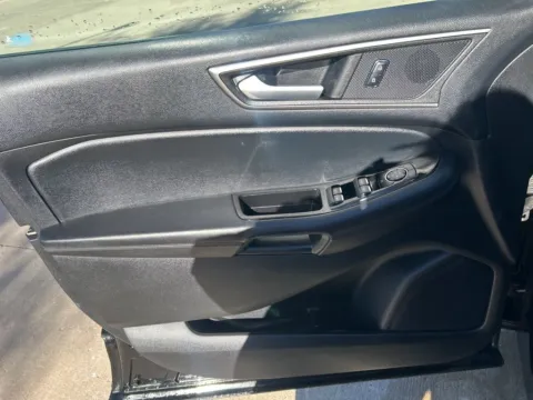 More photos of 2015 Ford Edge SEL at Gregg Young of Newton, IA