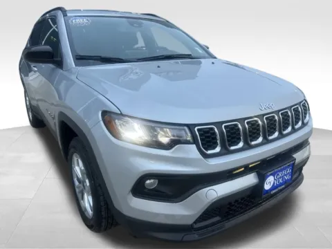 Photos of 2026 Jeep Compass Latitude for sale in Newton, IA at Gregg Young of Newton