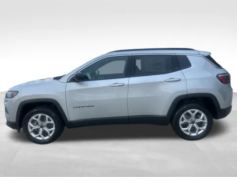 Another view of 2026 Jeep Compass Latitude for sale in Newton, IA at Gregg Young of Newton