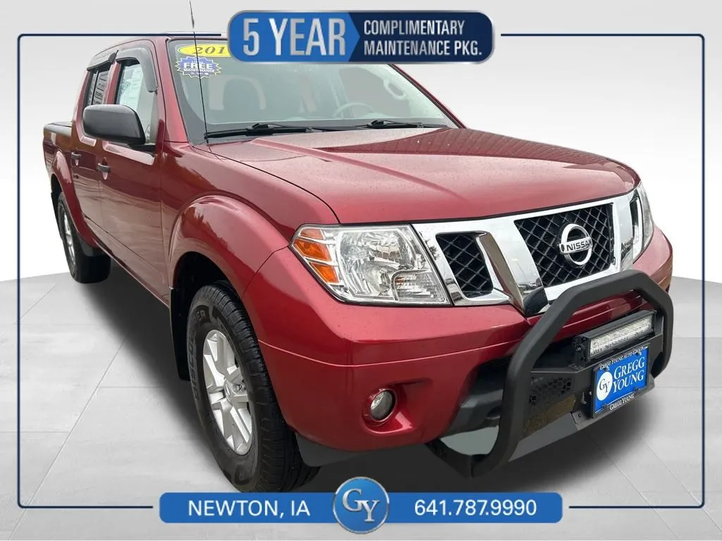 Red 2016 Nissan Frontier SV for sale in Newton, IA