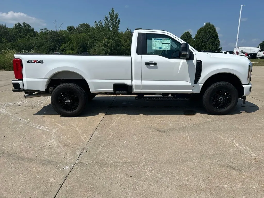 2026 Ford F-250 Super Duty XL - Photo 8